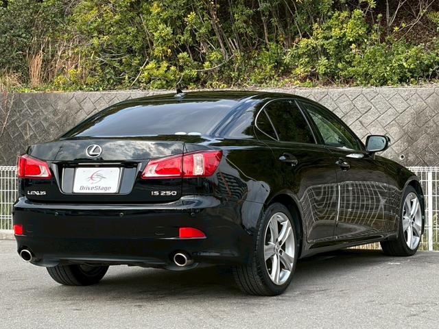 ＩＳ ＩＳ２５０　バージョンＬ　後期　サンルーフ　黒革　レーダークルーズ　純正ナビ　禁煙　ベンチレーション　バックカメラ　ドラレコ　リア電動サンシェード　Ｂｌｕｅｔｏｏｔｈ　ＵＳＢ・ＡＵＸ接続　純正１８ＡＷ　ＥＴＣ　車検整備付（6枚目）