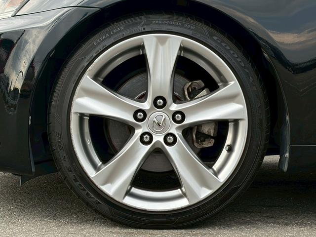 ＩＳ ＩＳ２５０　バージョンＬ　後期　サンルーフ　黒革　レーダークルーズ　純正ナビ　禁煙　ベンチレーション　バックカメラ　ドラレコ　リア電動サンシェード　Ｂｌｕｅｔｏｏｔｈ　ＵＳＢ・ＡＵＸ接続　純正１８ＡＷ　ＥＴＣ　車検整備付（52枚目）