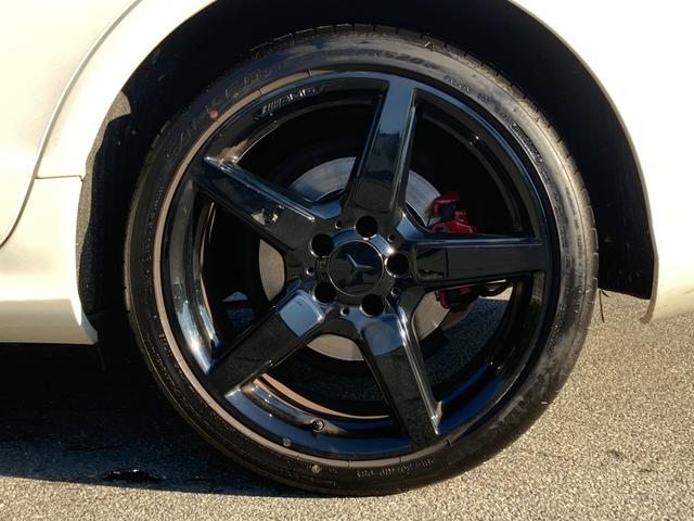 ＣＬＳクラス シューティングブレーク ＣＬＳ３５０シューティングブレークＡＭＧスポツパック　ユーザー買取　ワンオーナー　サンルーフ　黒革　メモリ付パワーシート　純正１９インチＡＷ　シートヒーター　パワーバックドア　エアサス　ＡＣＣ　純正ナビ　フルセグ　バックカメラ　ＬＥＤヘッドライト　禁煙（40枚目）