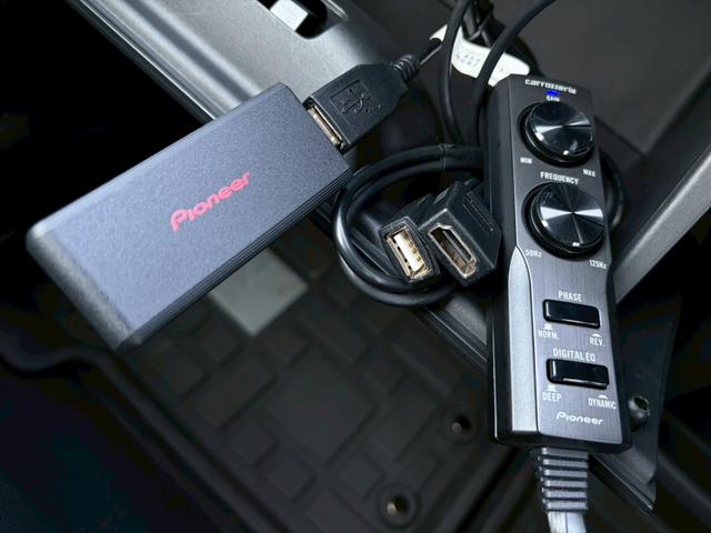 N-WGNカスタム L・ターボホンダセンシング BLITZ車高調 無限マフラー フルエアロ 無限フロントグリル 9型メモリーナビ フロント・バックカメラ 前後ドラレコ カロッツェリアスピーカー レーダークルーズ ハーフレザー フルセグ HDMI接続(19枚目)