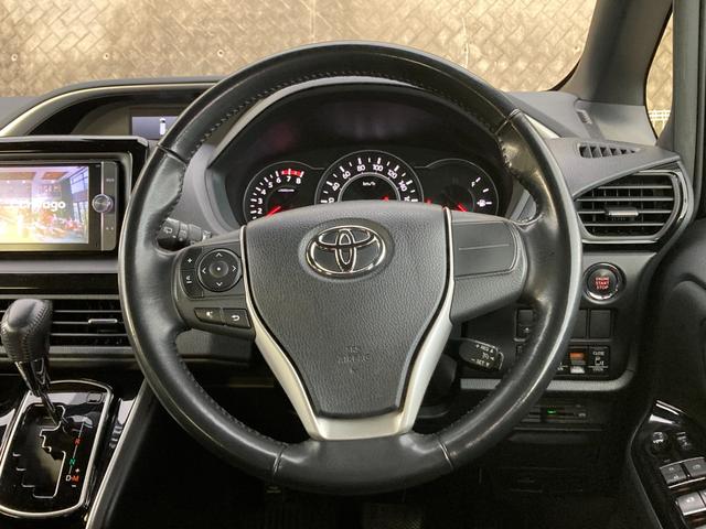 ヴォクシー ＺＳ　煌　禁煙　純正ナビ　フリップダウンモニター　バックカメラ　両側パワースライドドア　クルーズコントロール　衝突軽減ブレーキ　レーンキープ　ＵＳＢポート　フルセグ　スマートキー　純正１６インチＡＷ　車検整備付（15枚目）
