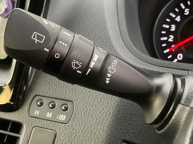 ヴォクシー ＺＳ　煌　禁煙　純正ナビ　フリップダウンモニター　バックカメラ　両側パワースライドドア　クルーズコントロール　衝突軽減ブレーキ　レーンキープ　ＵＳＢポート　フルセグ　スマートキー　純正１６インチＡＷ　車検整備付（17枚目）