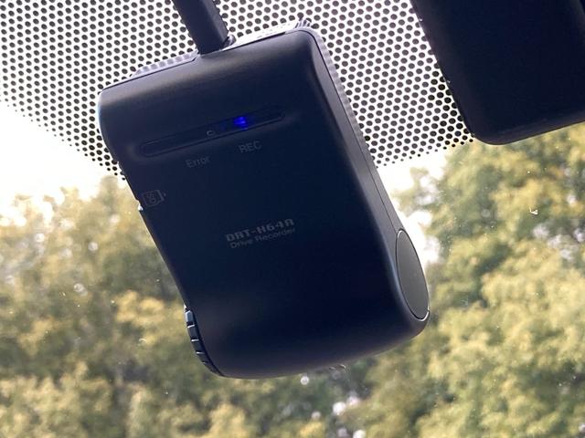 ノア ハイブリッドＧ　禁煙　純正９インチナビ　両側パワースライドドア　置くだけ充電　前席シートヒーター　クルーズコントロール　純正１５インチＡＷ　ＬＥＤヘッドライト　バックカメラ　フルセグ　ＥＴＣ　ドラレコ　スマートキー（25枚目）