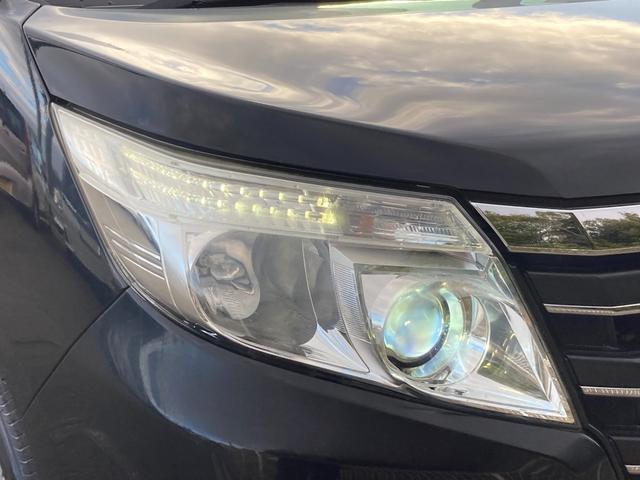 ノア ハイブリッドＧ　禁煙　純正９インチナビ　両側パワースライドドア　置くだけ充電　前席シートヒーター　クルーズコントロール　純正１５インチＡＷ　ＬＥＤヘッドライト　バックカメラ　フルセグ　ＥＴＣ　ドラレコ　スマートキー（27枚目）