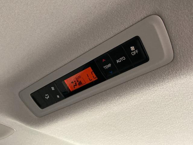 ノア ハイブリッドＧ　禁煙　純正９インチナビ　両側パワースライドドア　置くだけ充電　前席シートヒーター　クルーズコントロール　純正１５インチＡＷ　ＬＥＤヘッドライト　バックカメラ　フルセグ　ＥＴＣ　ドラレコ　スマートキー（43枚目）