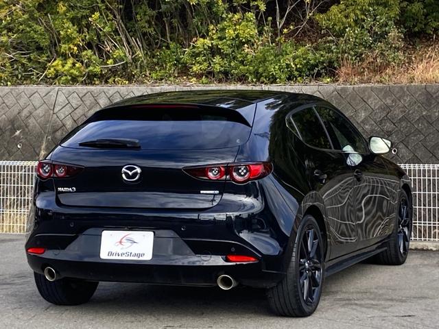 ＭＡＺＤＡ３ファストバック Ｘバーガンディ　セレクション　禁煙　ＢＯＳＥ　赤革　メモリ付きパワーシート　３６０度カメラ　純正ナビ　純正１８インチＡＷ　レーダークルーズ　ＨＵＤ　ＢＳＭ　ＥＴＣ　ＨＤＭＩ接続　フルセグ　シートヒーター　ハンドルヒーター　車検整備（9枚目）