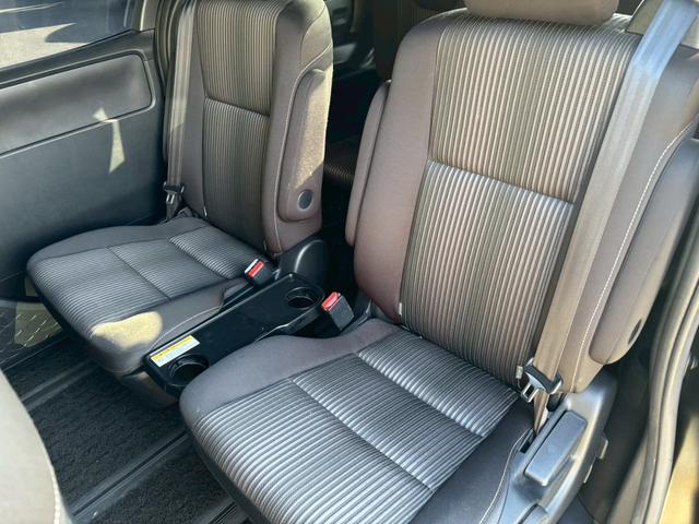 ヴォクシー ＺＳ　アルパイン９型ナビ　１２．８型フリップダウン　モデリスタエアロ　バックカメラ　両側電動スライド　レーンキープ　ＨＤＭＩ　クルーズコントロール　衝突軽減ブレーキ　ドライブレコーダー前後　ＥＴＣ　禁煙（29枚目）