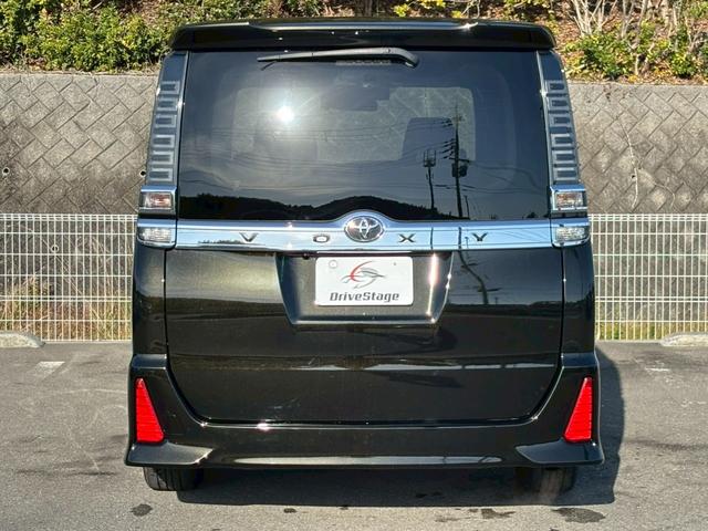 ヴォクシー ＺＳ　アルパイン９型ナビ　１２．８型フリップダウン　モデリスタエアロ　バックカメラ　両側電動スライド　レーンキープ　ＨＤＭＩ　クルーズコントロール　衝突軽減ブレーキ　ドライブレコーダー前後　ＥＴＣ　禁煙（32枚目）