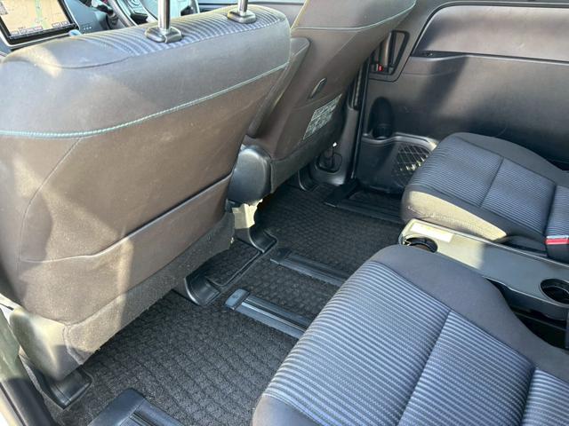 ヴォクシー ＺＳ　煌　禁煙　純正９インチナビ　バックカメラ　両側パワスラ　ドライブレコーダー　フルセグＴＶ　Ｂｌｕｅｔｏｏｔｈ　純正１６インチＡＷ　ＥＴＣ　ＬＥＤヘッドライト　オートライト　アイドリングストップ　車検整備付（28枚目）