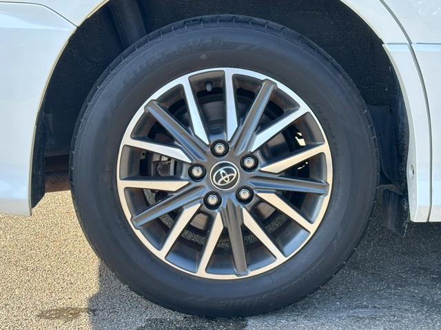 ヴォクシー ＺＳ　煌　禁煙　純正９インチナビ　バックカメラ　両側パワスラ　ドライブレコーダー　フルセグＴＶ　Ｂｌｕｅｔｏｏｔｈ　純正１６インチＡＷ　ＥＴＣ　ＬＥＤヘッドライト　オートライト　アイドリングストップ　車検整備付（42枚目）