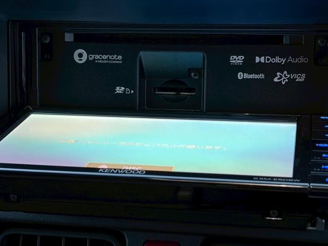 スーパーキャリイ Ｘ　４ＷＤ　三方開　禁煙車　社外メモリーナビ　バックカメラ　衝突軽減ブレーキ　レーンキープ　ＨＩＤヘッドライト　キーレスエントリー　ＥＴＣ　フルセグＴＶ　Ｂｌｕｅｔｏｏｔｈ　オートハイビーム　点検整備付（23枚目）