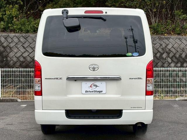 レジアスエースバン ロングスーパーＧＬ　禁煙　５型　純正ナビ　バックカメラ　後席クーラー、ヒーター　両側スライド　ドライブレコーダー　フルセグＴＶ　衝突軽減ブレーキ　レーンキープ　オートハイビーム　Ｂｌｕｅｔｏｏｔｈ　ＥＴＣ　車検整備付（29枚目）