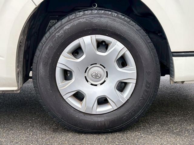 レジアスエースバン ロングスーパーＧＬ　禁煙　５型　純正ナビ　バックカメラ　後席クーラー、ヒーター　両側スライド　ドライブレコーダー　フルセグＴＶ　衝突軽減ブレーキ　レーンキープ　オートハイビーム　Ｂｌｕｅｔｏｏｔｈ　ＥＴＣ　車検整備付（39枚目）