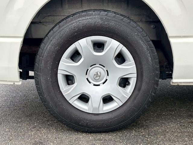 レジアスエースバン ロングスーパーＧＬ　禁煙　５型　純正ナビ　バックカメラ　後席クーラー、ヒーター　両側スライド　ドライブレコーダー　フルセグＴＶ　衝突軽減ブレーキ　レーンキープ　オートハイビーム　Ｂｌｕｅｔｏｏｔｈ　ＥＴＣ　車検整備付（40枚目）