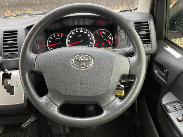 ハイエースバン ＤＸ　ＧＬパッケージ　ワンオーナー　禁煙　ストラーダ９インチナビ　ＡＣ１００Ｖ　リアヒーター　リアクーラー　バックカメラ　フルセグ　ＥＴＣ　Ｂｌｕｅｔｏｏｔｈ接続　ＣＤ／ＤＶＤ再生　キーレス　電格ミラー　ディーゼルターボ（20枚目）