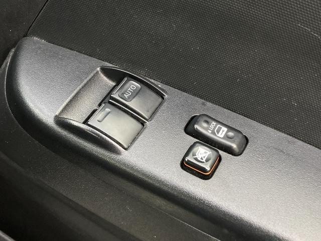 ハイエースバン ＤＸ　ＧＬパッケージ　ワンオーナー　禁煙　ストラーダ９インチナビ　ＡＣ１００Ｖ　リアヒーター　リアクーラー　バックカメラ　フルセグ　ＥＴＣ　Ｂｌｕｅｔｏｏｔｈ接続　ＣＤ／ＤＶＤ再生　キーレス　電格ミラー　ディーゼルターボ（23枚目）