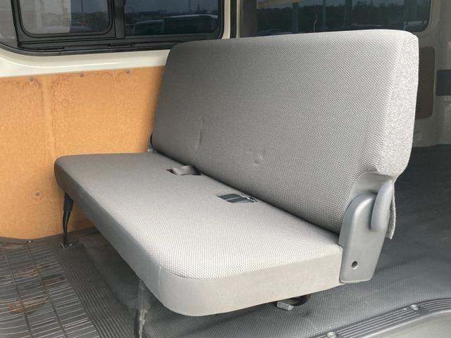 ハイエースバン ＤＸ　ＧＬパッケージ　ワンオーナー　禁煙　ストラーダ９インチナビ　ＡＣ１００Ｖ　リアヒーター　リアクーラー　バックカメラ　フルセグ　ＥＴＣ　Ｂｌｕｅｔｏｏｔｈ接続　ＣＤ／ＤＶＤ再生　キーレス　電格ミラー　ディーゼルターボ（50枚目）