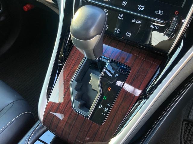 ハリアー プレミアム　禁煙車　純正ナビ　フロント・バックカメラ　ハーフレザーシート　パワーシート　レーダークルーズコントロール　衝突軽減ブレーキ　レーンキープ　パワーバックドア　ＬＥＤヘッドライト　純正１８インチアルミ（28枚目）