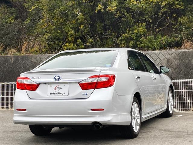 カムリ ハイブリッド　レザーパッケージ　禁煙　モデリスタエアロ　黒革　純正１７インチＡＷ　純正ナビ　前席シートヒーター　クルーズコントロール　バックカメラ　ＨＩＤヘッドライト　フルセグ　プッシュスタート　ＥＴＣ　Ｂｌｕｅｔｏｏｔｈ接続（8枚目）