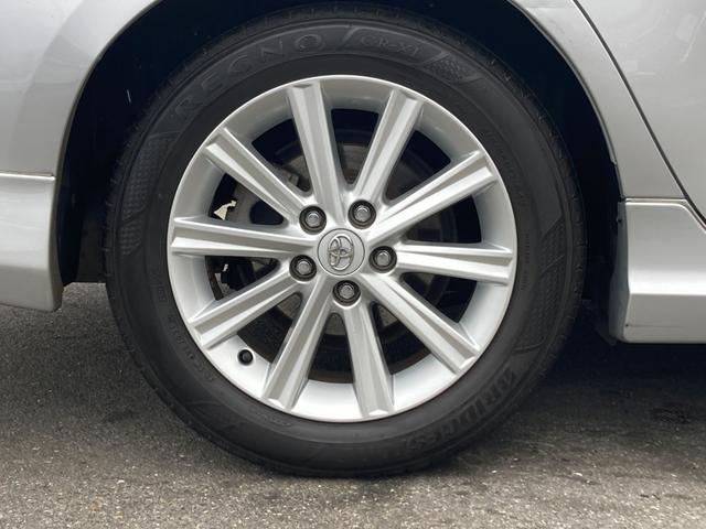 カムリ ハイブリッド　レザーパッケージ　禁煙　モデリスタエアロ　黒革　純正１７インチＡＷ　純正ナビ　前席シートヒーター　クルーズコントロール　バックカメラ　ＨＩＤヘッドライト　フルセグ　プッシュスタート　ＥＴＣ　Ｂｌｕｅｔｏｏｔｈ接続（36枚目）