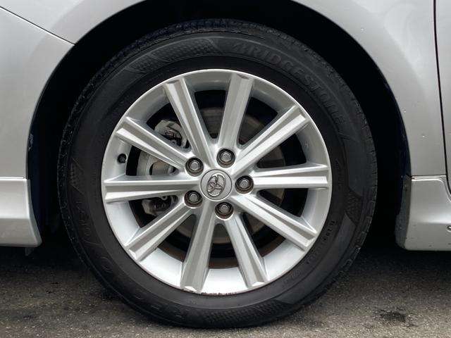 カムリ ハイブリッド　レザーパッケージ　禁煙　モデリスタエアロ　黒革　純正１７インチＡＷ　純正ナビ　前席シートヒーター　クルーズコントロール　バックカメラ　ＨＩＤヘッドライト　フルセグ　プッシュスタート　ＥＴＣ　Ｂｌｕｅｔｏｏｔｈ接続（38枚目）