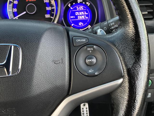フィット ＲＳ　禁煙車　社外メモリーナビ　バックカメラ　インテリキー　クルーズコントロール　ＬＥＤヘッドライト　パドルシフト　オートライト　フルセグＴＶ　Ｂｌｕｅｔｏｏｔｈ　純正１６インチアルミ　電格ミラー　ＥＴＣ（15枚目）
