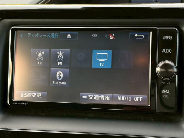 ノア Ｓｉ　モデリスタエアロ　禁煙　純正ナビ　バックカメラ　インテリキー　両側パワースライド　衝突軽減ブレーキ　レーンキープ　クルーズコントロール　ＬＥＤヘッドライト　ＵＳＢポート　ＥＴＣ　純正１６ＡＷ　８人乗り（21枚目）