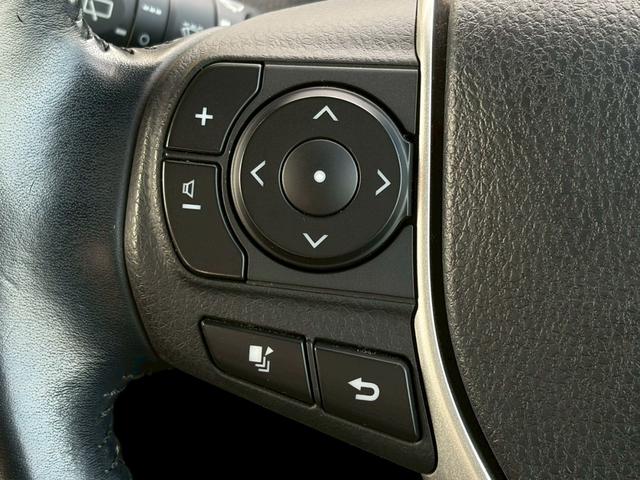 ノア Ｓｉ　モデリスタエアロ　禁煙　純正ナビ　バックカメラ　インテリキー　両側パワースライド　衝突軽減ブレーキ　レーンキープ　クルーズコントロール　ＬＥＤヘッドライト　ＵＳＢポート　ＥＴＣ　純正１６ＡＷ　８人乗り（25枚目）