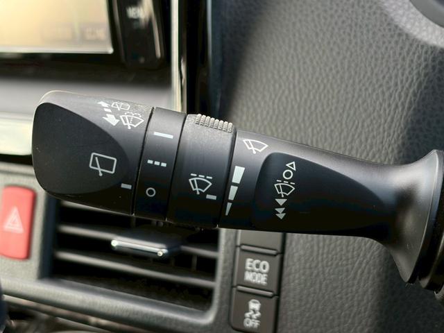 ノア Ｓｉ　モデリスタエアロ　禁煙　純正ナビ　バックカメラ　インテリキー　両側パワースライド　衝突軽減ブレーキ　レーンキープ　クルーズコントロール　ＬＥＤヘッドライト　ＵＳＢポート　ＥＴＣ　純正１６ＡＷ　８人乗り（26枚目）