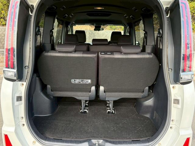 ノア Ｓｉ　モデリスタエアロ　禁煙　純正ナビ　バックカメラ　インテリキー　両側パワースライド　衝突軽減ブレーキ　レーンキープ　クルーズコントロール　ＬＥＤヘッドライト　ＵＳＢポート　ＥＴＣ　純正１６ＡＷ　８人乗り（41枚目）