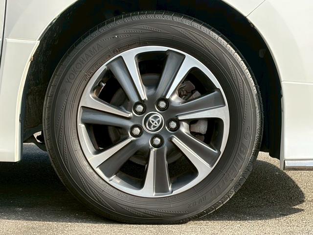 ノア Ｓｉ　モデリスタエアロ　禁煙　純正ナビ　バックカメラ　インテリキー　両側パワースライド　衝突軽減ブレーキ　レーンキープ　クルーズコントロール　ＬＥＤヘッドライト　ＵＳＢポート　ＥＴＣ　純正１６ＡＷ　８人乗り（50枚目）