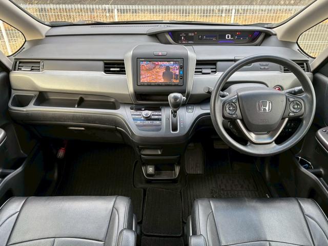 フリード＋ Ｇ・ホンダセンシング　禁煙　ホンダセンシング　純正ナビ　バックカメラ　両側電動スライドドア　衝突軽減ブレーキ　アダプティブクルーズ　フルセグＴＶ　ＤＶＤ再生可　Ｂｌｕｅｔｏｏｔｈ　ＥＴＣ　スマートキー　アイドリングストップ（5枚目）