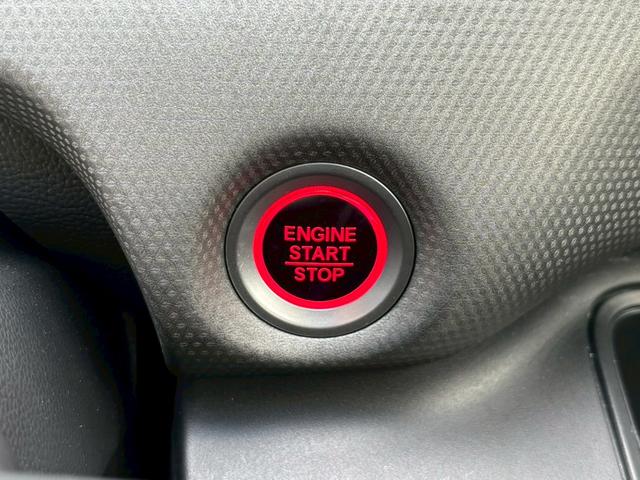 フリード＋ Ｇ・ホンダセンシング　禁煙　ホンダセンシング　純正ナビ　バックカメラ　両側電動スライドドア　衝突軽減ブレーキ　アダプティブクルーズ　フルセグＴＶ　ＤＶＤ再生可　Ｂｌｕｅｔｏｏｔｈ　ＥＴＣ　スマートキー　アイドリングストップ（15枚目）