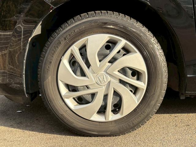 フリード＋ Ｇ・ホンダセンシング　禁煙　ホンダセンシング　純正ナビ　バックカメラ　両側電動スライドドア　衝突軽減ブレーキ　アダプティブクルーズ　フルセグＴＶ　ＤＶＤ再生可　Ｂｌｕｅｔｏｏｔｈ　ＥＴＣ　スマートキー　アイドリングストップ（42枚目）