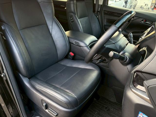 アルファード ２．５Ｓ　Ｃパッケージ　１オーナー　禁煙　社外１１型ナビ　フリップダウンモニター　ドラレコ　黒革　バックカメラ　パワーシート　前席シート冷暖　ステアリングヒーター　レーダークルーズ　パワーバックドア　純正１８ＡＷ　車検整備付（15枚目）