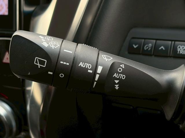 アルファード ２．５Ｓ　Ｃパッケージ　１オーナー　禁煙　社外１１型ナビ　フリップダウンモニター　ドラレコ　黒革　バックカメラ　パワーシート　前席シート冷暖　ステアリングヒーター　レーダークルーズ　パワーバックドア　純正１８ＡＷ　車検整備付（26枚目）