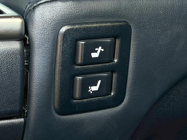 アルファード ２．５Ｓ　Ｃパッケージ　１オーナー　禁煙　社外１１型ナビ　フリップダウンモニター　ドラレコ　黒革　バックカメラ　パワーシート　前席シート冷暖　ステアリングヒーター　レーダークルーズ　パワーバックドア　純正１８ＡＷ　車検整備付（38枚目）