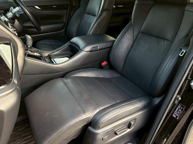 アルファード ２．５Ｓ　Ｃパッケージ　１オーナー　禁煙　社外１１型ナビ　フリップダウンモニター　ドラレコ　黒革　バックカメラ　パワーシート　前席シート冷暖　ステアリングヒーター　レーダークルーズ　パワーバックドア　純正１８ＡＷ　車検整備付（42枚目）