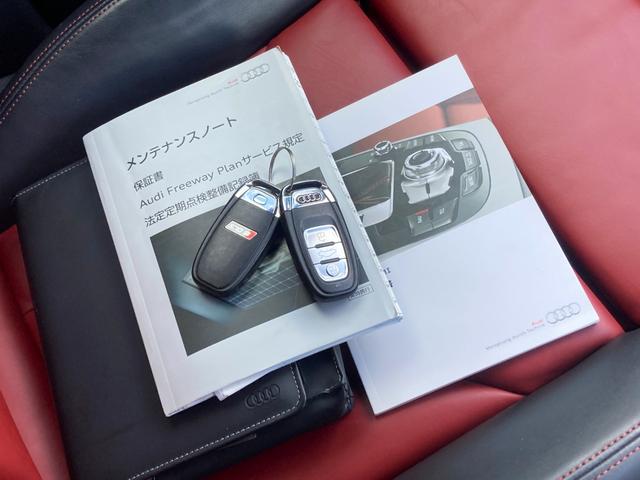 ＳＱ５ ベースグレード　ユーザー買取　アシスタンスＰＫＧ　黒／赤ナッパレザー　純正２１インチＡＷ　Ｂａｎｇ＆Ｏｌｕｆｓｅｎ　ＡＣＣ　メモリ付パワーシート　純正ナビ　バックカメラ　ドラレコ　パワーバックドア　ＢＳＭ　禁煙（5枚目）