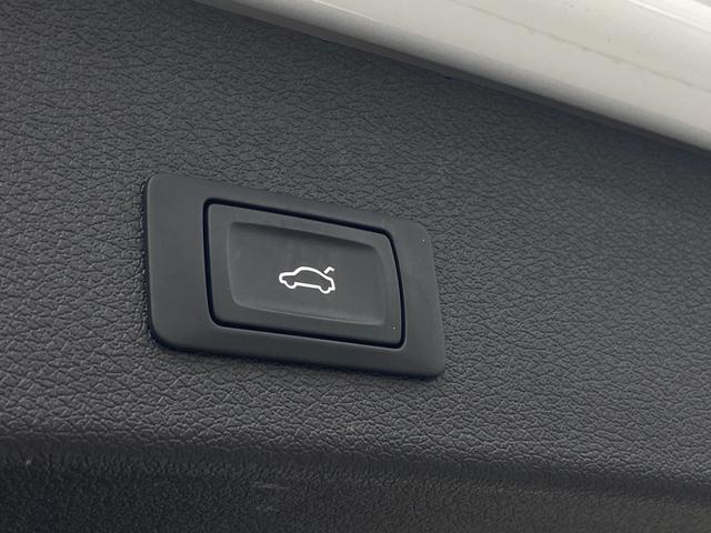 ＳＱ５ ベースグレード　ユーザー買取　アシスタンスＰＫＧ　黒／赤ナッパレザー　純正２１インチＡＷ　Ｂａｎｇ＆Ｏｌｕｆｓｅｎ　ＡＣＣ　メモリ付パワーシート　純正ナビ　バックカメラ　ドラレコ　パワーバックドア　ＢＳＭ　禁煙（14枚目）