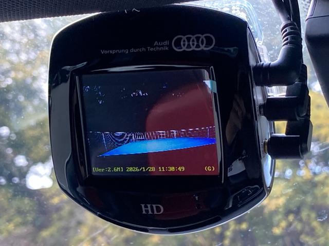 ＳＱ５ ベースグレード　ユーザー買取　アシスタンスＰＫＧ　黒／赤ナッパレザー　純正２１インチＡＷ　Ｂａｎｇ＆Ｏｌｕｆｓｅｎ　ＡＣＣ　メモリ付パワーシート　純正ナビ　バックカメラ　ドラレコ　パワーバックドア　ＢＳＭ　禁煙（55枚目）