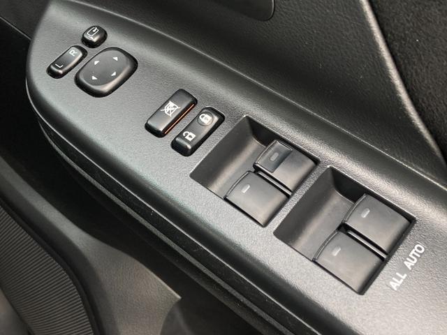 ヴェルファイア ２．４Ｚ　禁煙　アルパイン８インチナビ　フリップダウンモニター　両側パワースライドドア　バックカメラ　フルセグ　　前後クリアランスソナー　純正１８インチアルミ　前後ドラレコ　ＥＴＣ　スマートキー　８人乗り（20枚目）