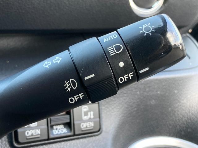 シエンタ Ｇ　クエロ　ワンオーナー　ユーザー買取　禁煙　ハーフレザー　純ナビ　全周囲カメラ　両側パワースライド　セーフティセンス　前席シートヒーター　ステアリングヒーター　ＬＥＤヘッドライト　純正１６ＡＷ　ドラレコ　ＥＴＣ（23枚目）