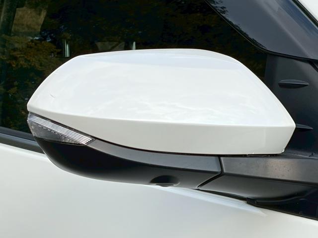 ヤリス ハイブリッドＺ　走行距離９０００キロ！　禁煙車　純正ナビ　全周囲モニター　ドラレコ　レーダークルーズ　衝突軽減　ブラインドスポット　ＬＥＤヘッドライト　前後クリソナ　シートヒーター　ＵＳＢポート　ＥＴＣ　車検整備付（41枚目）