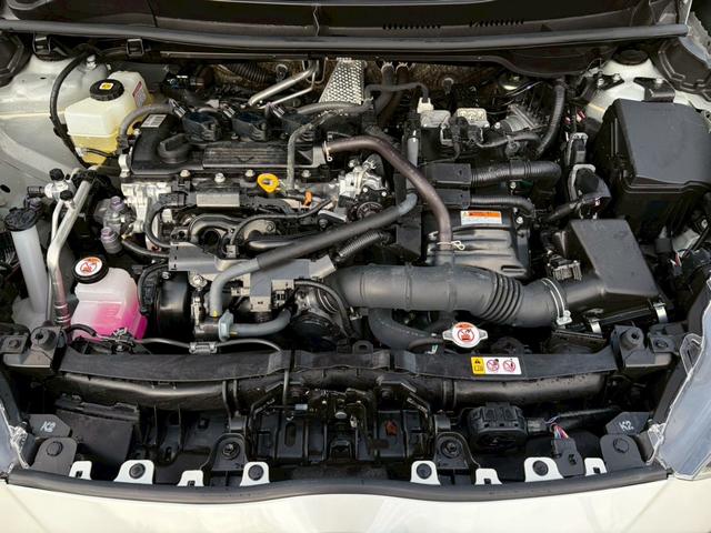 ヤリス ハイブリッドＺ　走行距離９０００キロ！　禁煙車　純正ナビ　全周囲モニター　ドラレコ　レーダークルーズ　衝突軽減　ブラインドスポット　ＬＥＤヘッドライト　前後クリソナ　シートヒーター　ＵＳＢポート　ＥＴＣ　車検整備付（47枚目）