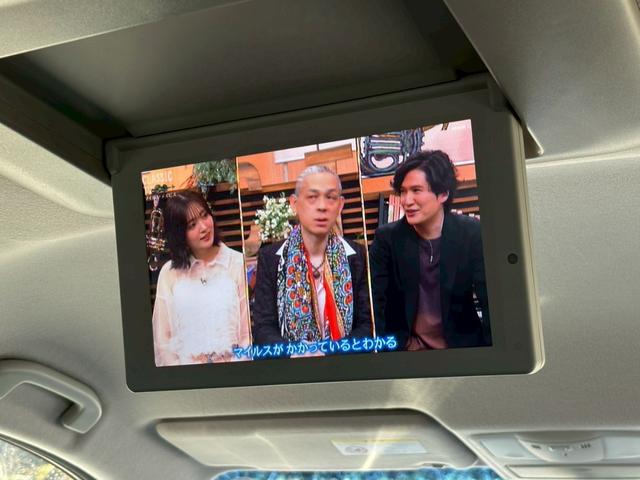 エルグランド ライダー　ブラックライン　黒本革シート　禁煙車　純正ナビ　フリップダウンモニター　黒レザーシート　全周囲カメラ　両側パワースライドドア　ドライブレコーダー　クリアランスソナー　クルーズコントロール　オットマン　フルセグ　ＥＴＣ　車検整備付（11枚目）