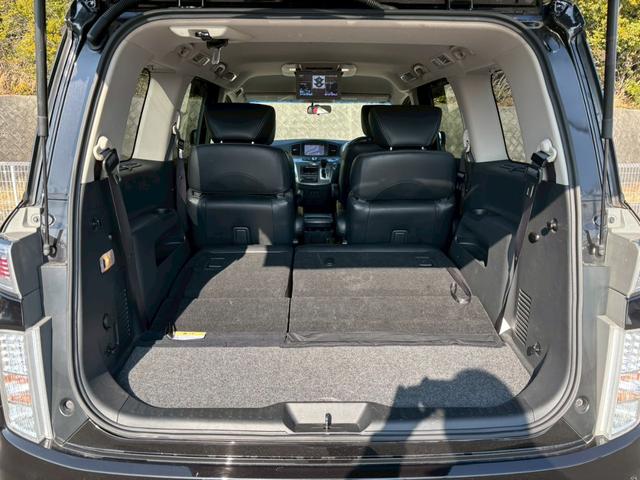 エルグランド ライダー　ブラックライン　黒本革シート　禁煙車　純正ナビ　フリップダウンモニター　黒レザーシート　全周囲カメラ　両側パワースライドドア　ドライブレコーダー　クリアランスソナー　クルーズコントロール　オットマン　フルセグ　ＥＴＣ　車検整備付（38枚目）