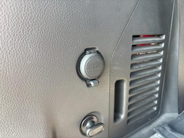 エルグランド ライダー　ブラックライン　黒本革シート　禁煙車　純正ナビ　フリップダウンモニター　黒レザーシート　全周囲カメラ　両側パワースライドドア　ドライブレコーダー　クリアランスソナー　クルーズコントロール　オットマン　フルセグ　ＥＴＣ　車検整備付（40枚目）