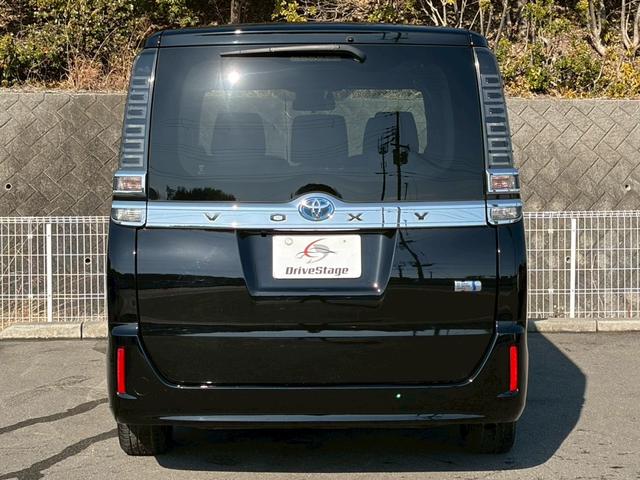 ヴォクシー ハイブリッドＶ　禁煙　両側パワースライドドア　セーフティセンス　純正ナビ　バックカメラ　地デジ　前席シートヒーター　クルーズコントロール　純正１５インチアルミ　スマートキー　ＥＴＣ　Ｂｌｕｅｔｏｏｔｈ接続　保証１年付（26枚目）