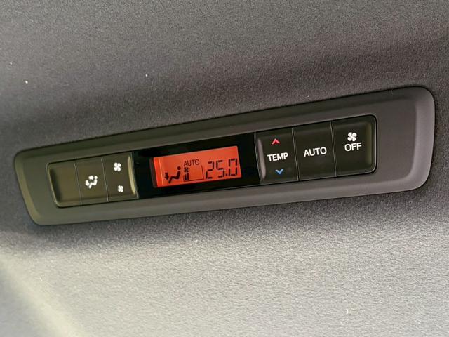 ヴォクシー ハイブリッドＶ　禁煙　両側パワースライドドア　セーフティセンス　純正ナビ　バックカメラ　地デジ　前席シートヒーター　クルーズコントロール　純正１５インチアルミ　スマートキー　ＥＴＣ　Ｂｌｕｅｔｏｏｔｈ接続　保証１年付（37枚目）